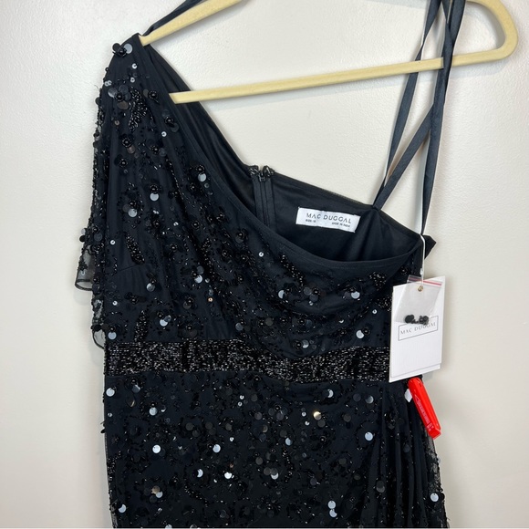 New Mac Duggal Black One Shoulder Gown, Size 12 - Picture 4 of 7